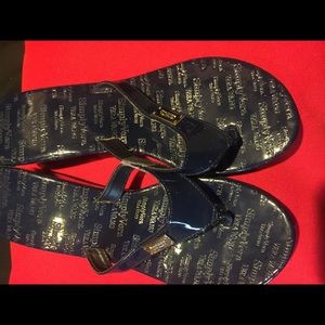 Blue Simply Vera Wang flips
